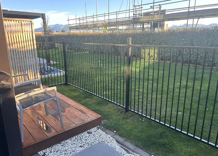 Private Guest In 瓦纳卡